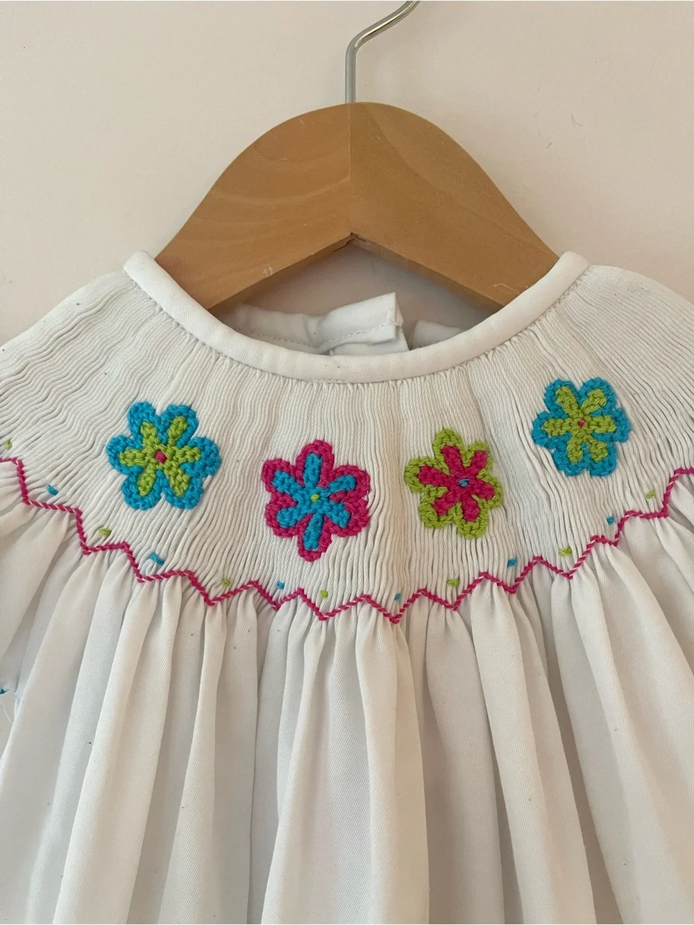 GRACE HAVEN VGUC Hand Smocked Colorful Floral Flutter Sleeve Swing Top Blouse